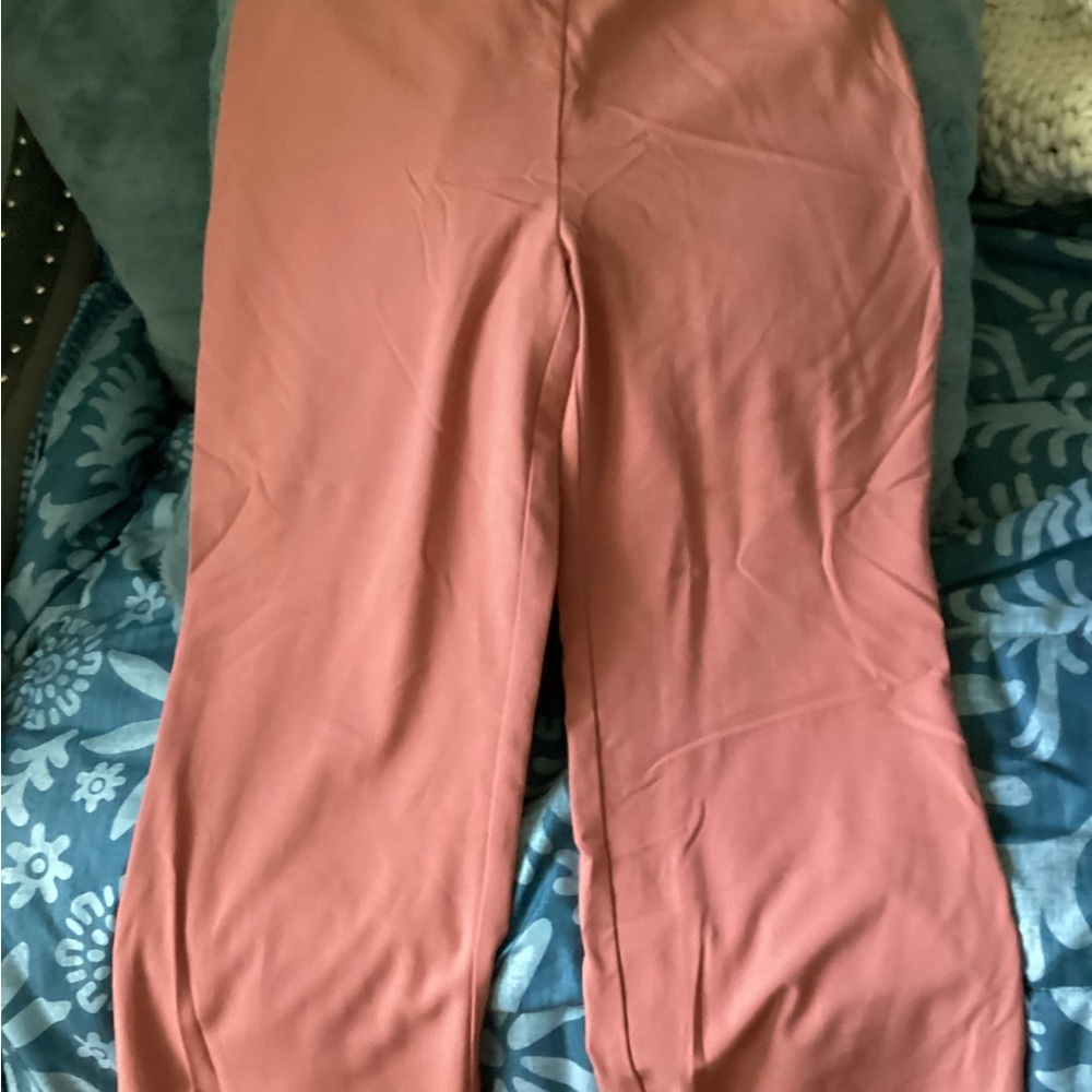 Roz & Ali Women's Coral Wide Leg Pants